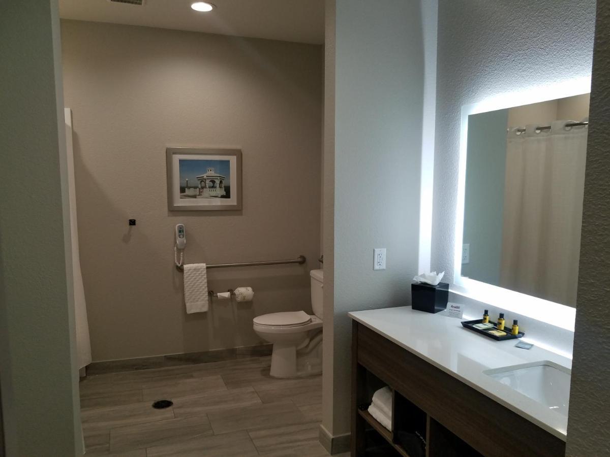 Executive Residency By Best Western Corpus Christi Exterior photo